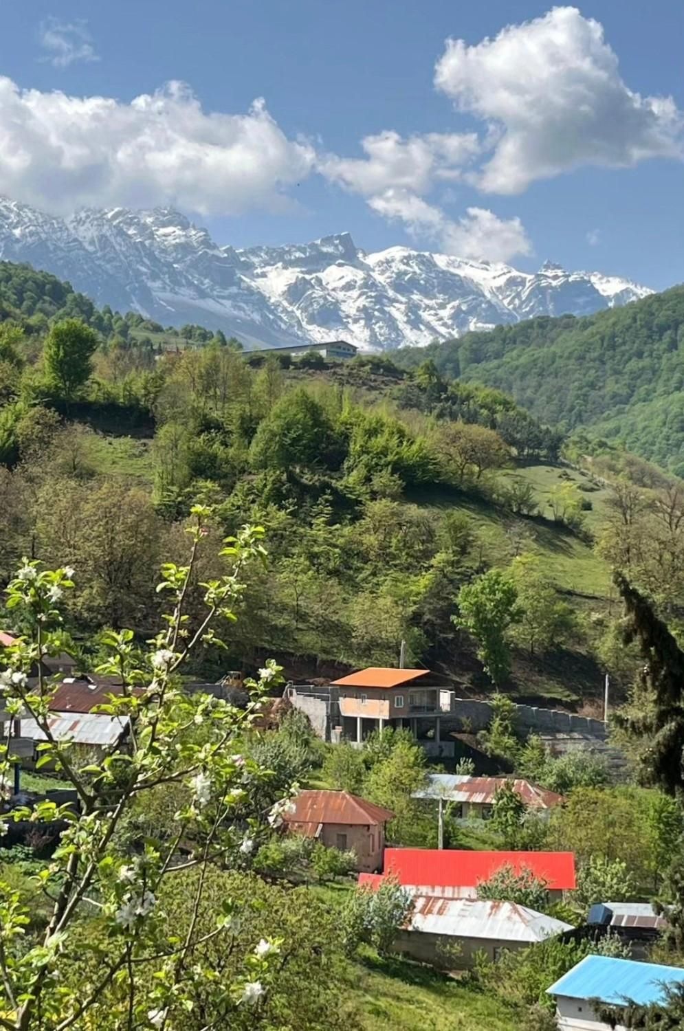 زمین داخل بافت روستا. همراه با ملک کلنگی|فروش زمین و ملک کلنگی|فریم, |دیوار