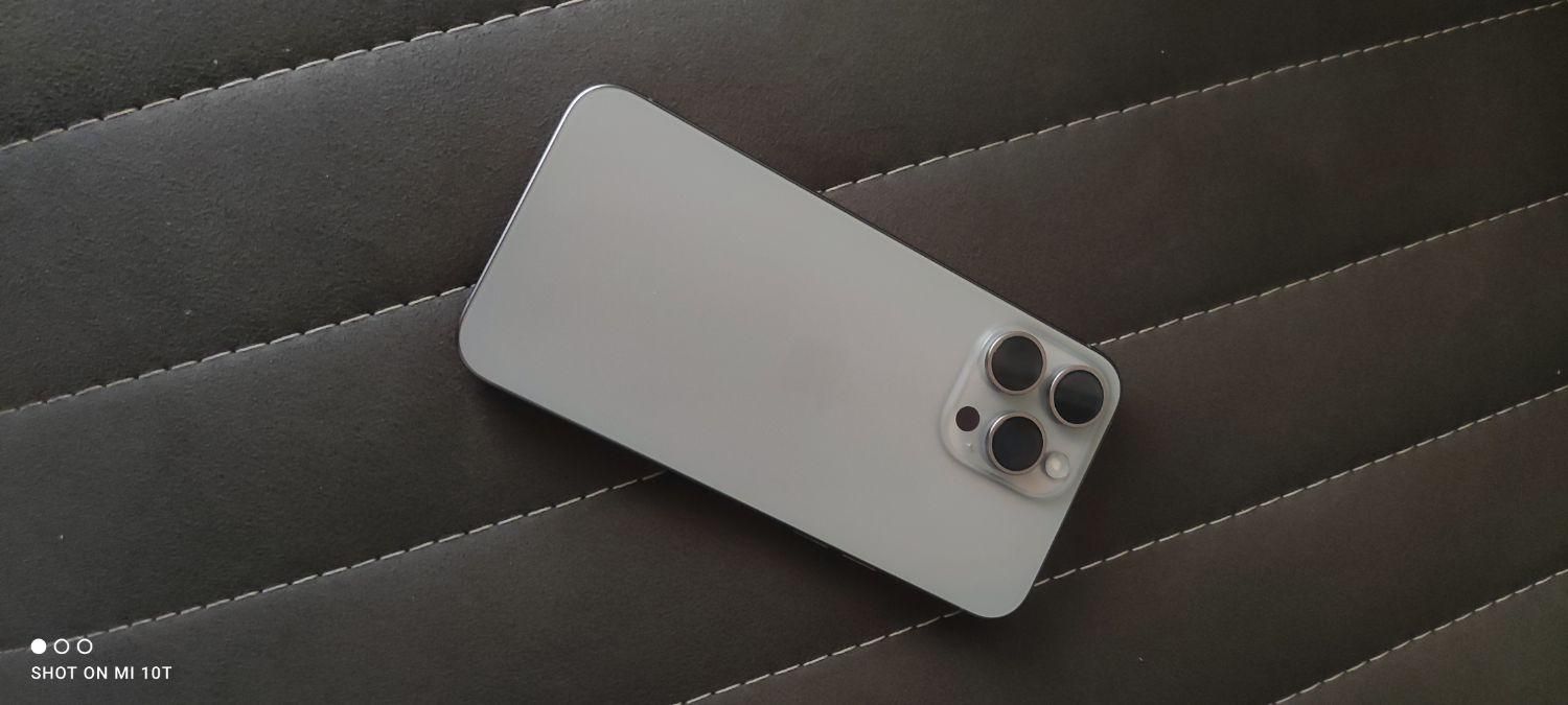 اپل iPhone 15 Pro Max با حافظهٔ ۲۵۶ گیگابایت|موبایل|شیراز, کوی زهرا|دیوار