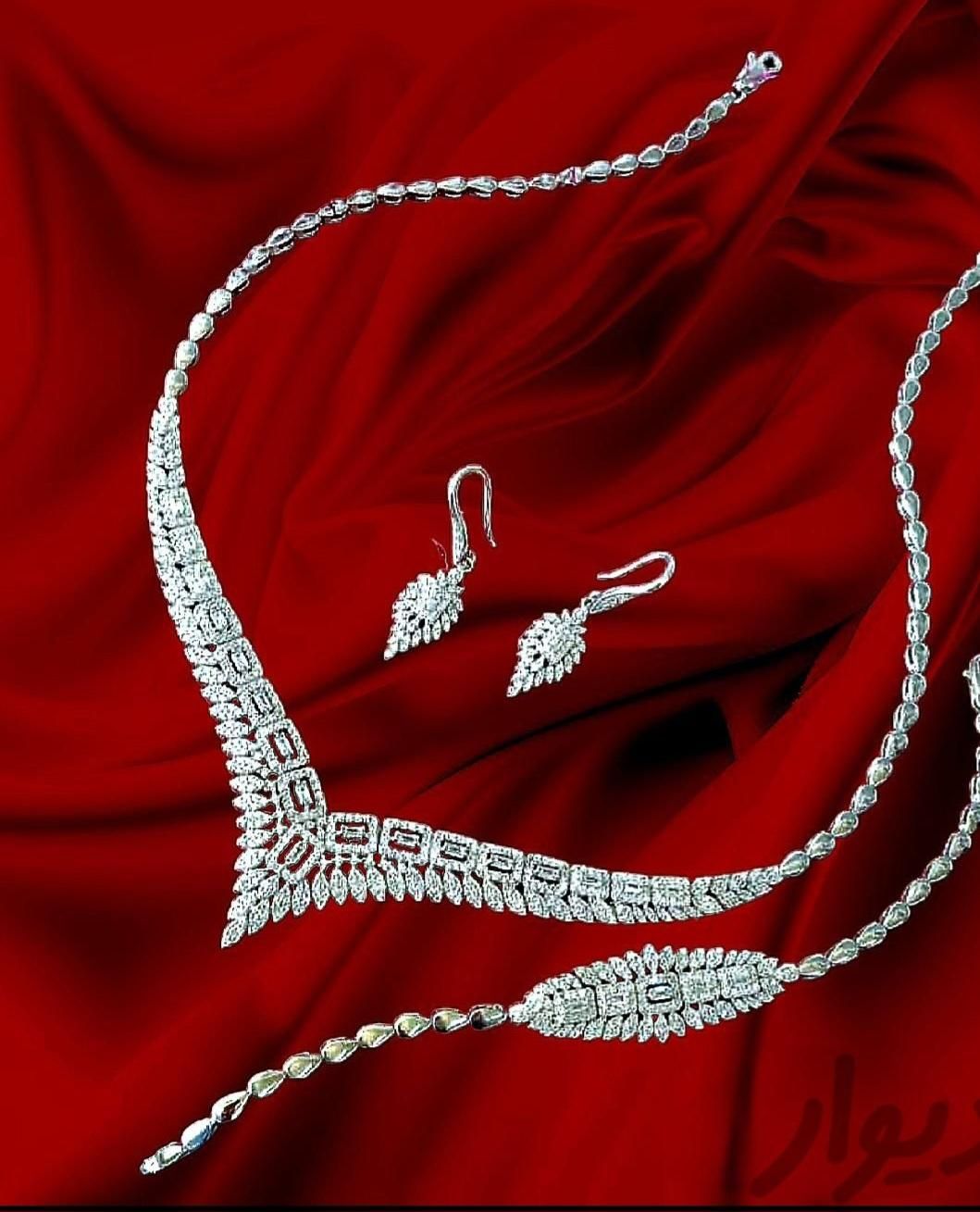 سرویس نقره جواهری طرح طلا(تضمین شده)|جواهرات|مشهد, آزادشهر|دیوار