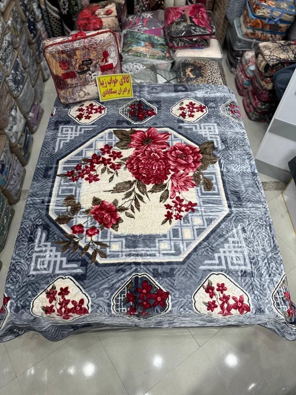 پتو دونفره دورو متفاوت سوپر سنگین|رختخواب، بالش، پتو|مشهد, عیدگاه|دیوار