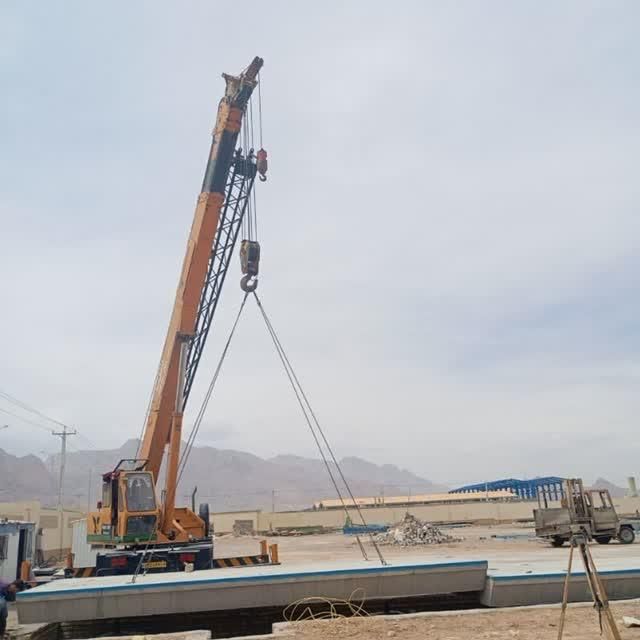 خدمات جرثقیل ۳تن و ۷تن سالار|خدمات حمل و نقل|یزد, |دیوار