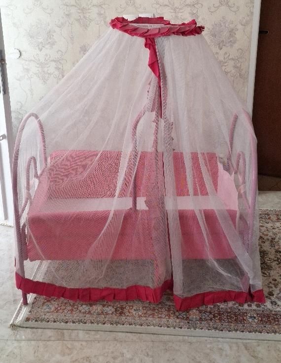 گهواره پشه بند دار|تخت و صندلی بچه|شیراز, رکن‌آباد|دیوار