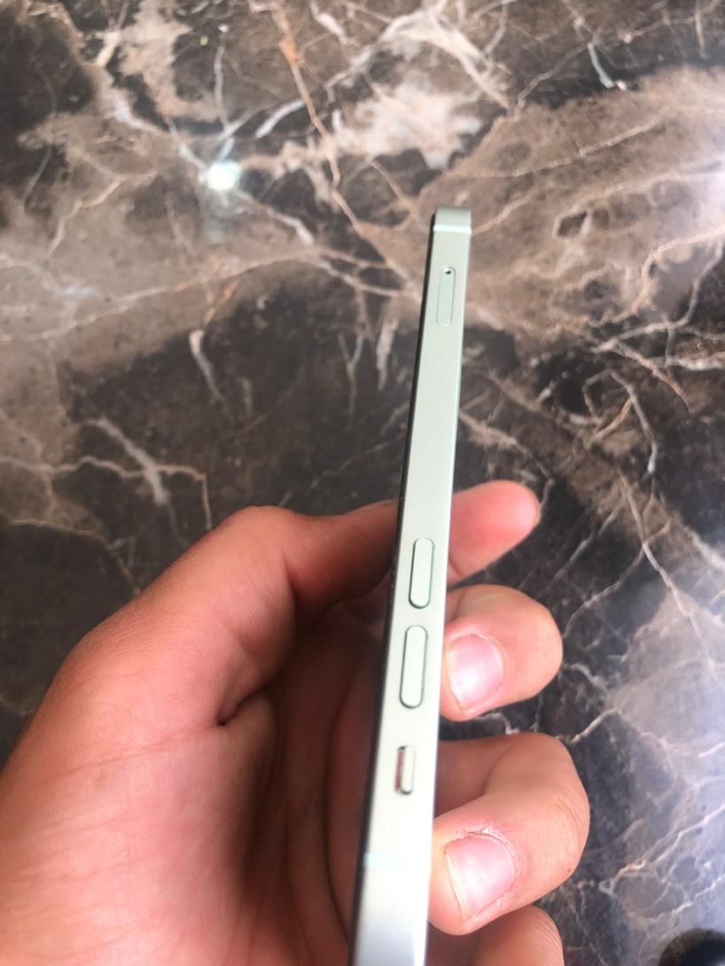 اپل iPhone 12 با حافظهٔ ۱۲۸ گیگابای معاوضه سامسونگ|موبایل|خرمدره, |دیوار