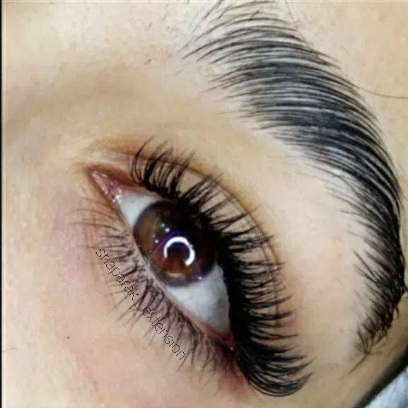 خدمات اکستنشن مژه و لیفت و لمینت مژه و ابرو|خدمات آرایشگری و زیبایی|اصفهان, باب الدشت|دیوار