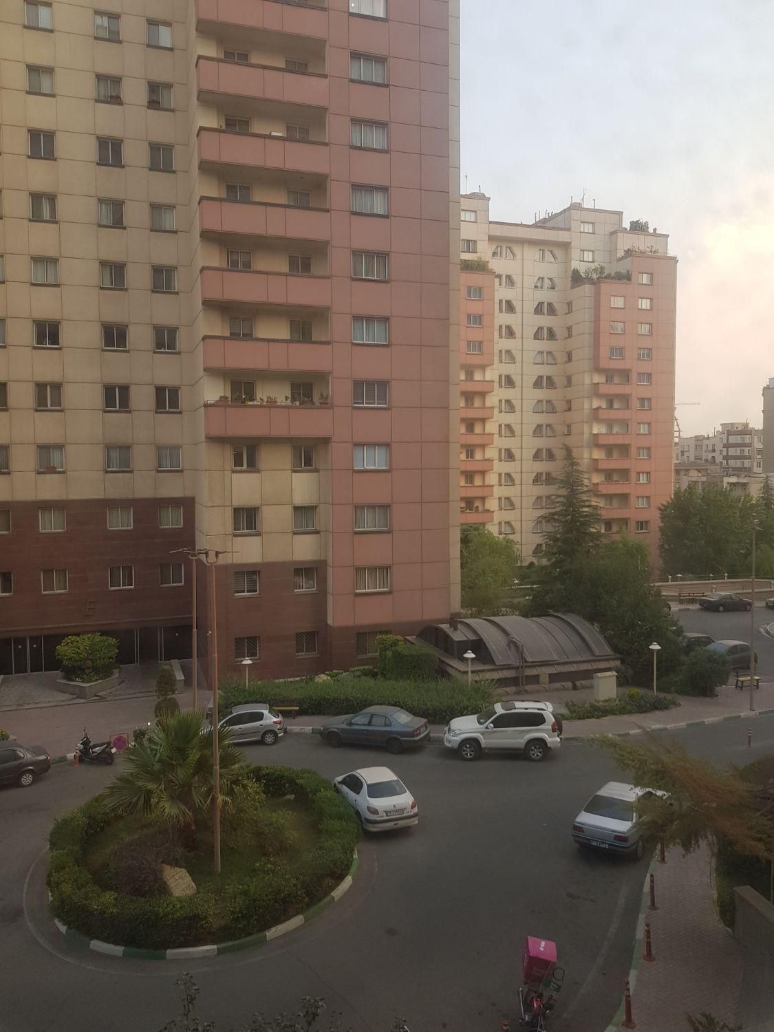 قیطریه مجتمع سبحان۱۷۵ متر ۳ خواب(دفتر مرکزی سبحان)