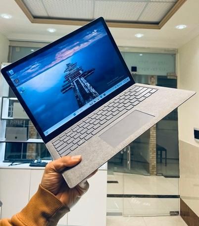 سزفیس بوک Surface book|رایانه همراه|بروجرد, |دیوار