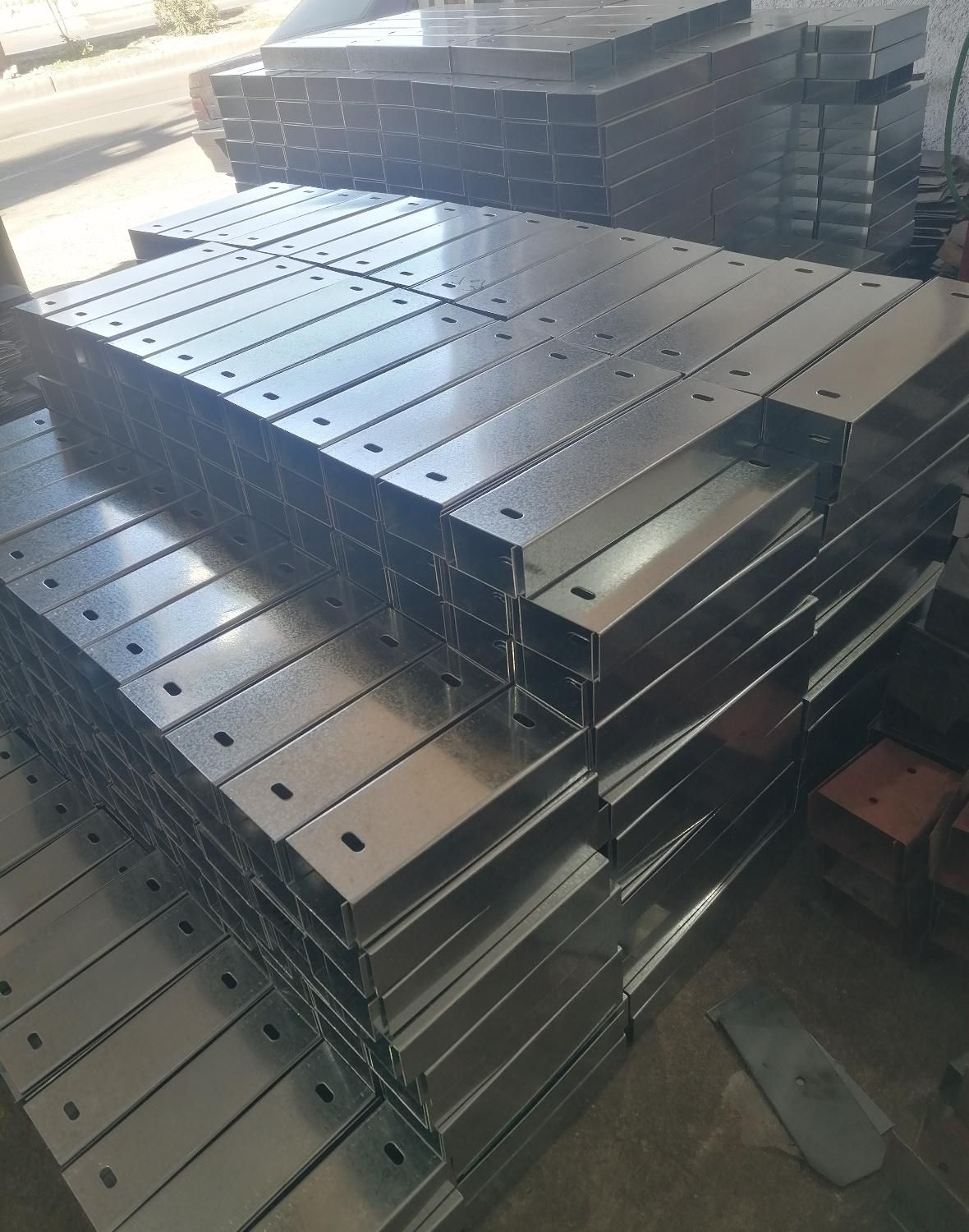 والپست،ناودانی،منقطع،میلگرد بستر|خدمات پیشه و مهارت|شیراز, سجادیه|دیوار