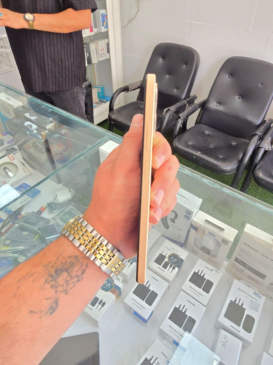 Note 12 256GB|موبایل|شیراز, احمدآباد|دیوار