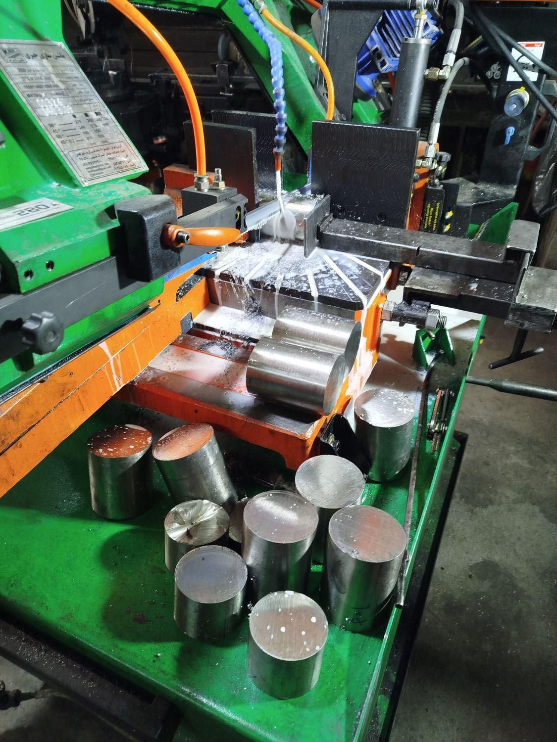 برشکاری انواع فلزات با اره نواری|خدمات پیشه و مهارت|قدس, شهرک صنعتی زاگرس|دیوار