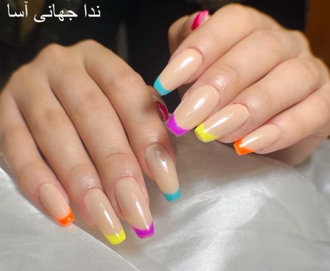 آموزش کاشت ناخون ناخن فیشیال و پاکسازی بافت مو|خدمات آرایشگری و زیبایی|مشهد, شهرک امام هادی (شهرک غرب)|دیوار