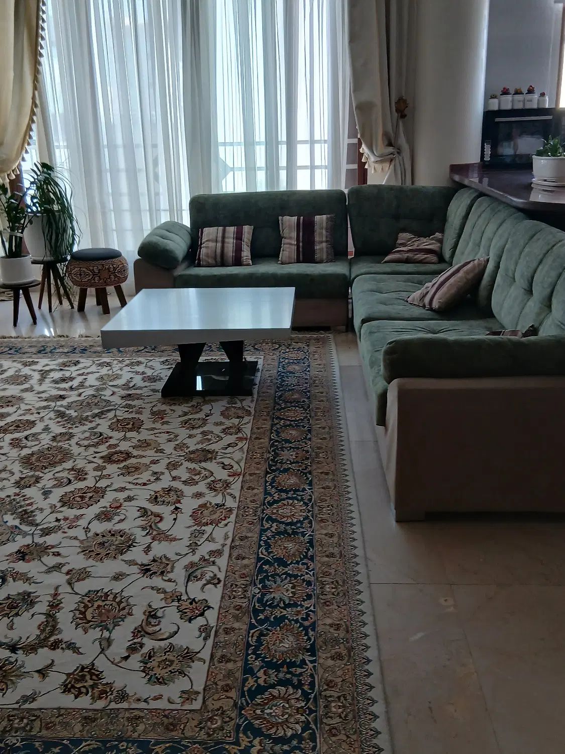 مبل ال راحتی ۸ نفره|مبلمان خانگی و میز عسلی|تهران, اختیاریه|دیوار