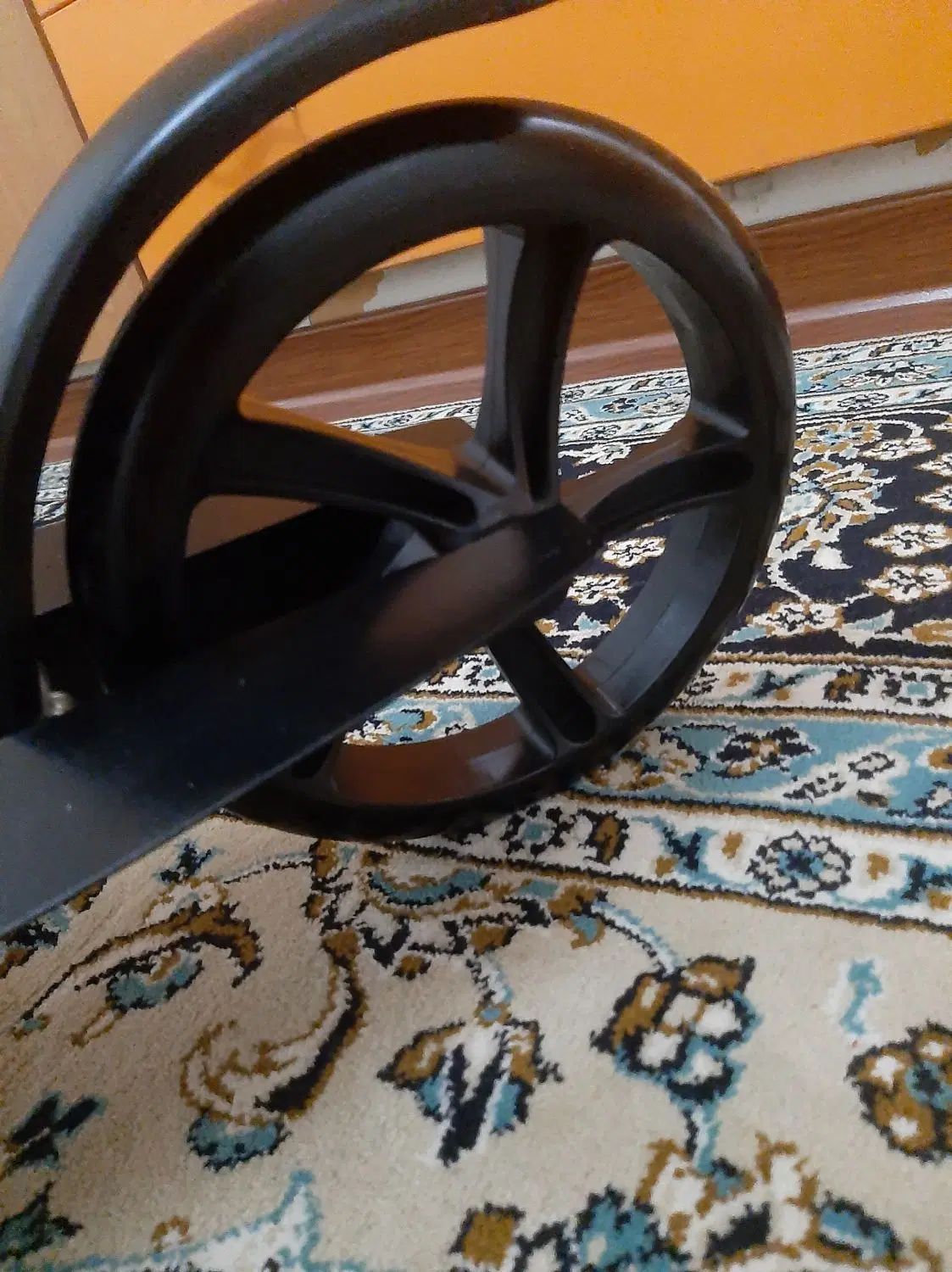 اسکوتر سایز بزرگ خارجی چند بار استفاده شده|دوچرخه، اسکیت، اسکوتر|اصفهان, کشاورزی|دیوار