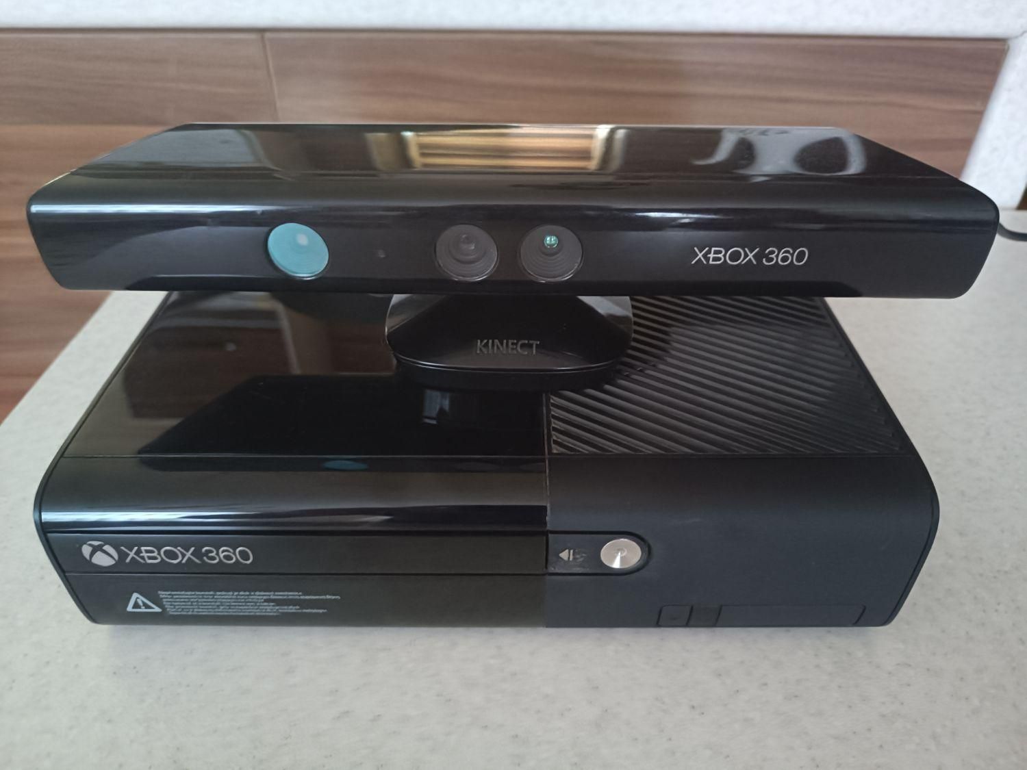 Xbox 360 super slim|کنسول، بازی ویدئویی و آنلاین|رشت, حمیدیان|دیوار