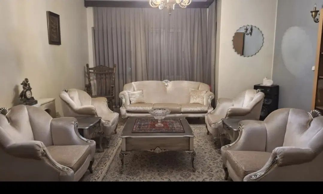 مبلمان کلاسیک در حد نوع ۷ نفر|مبلمان خانگی و میز عسلی|تهران, سهروردی|دیوار