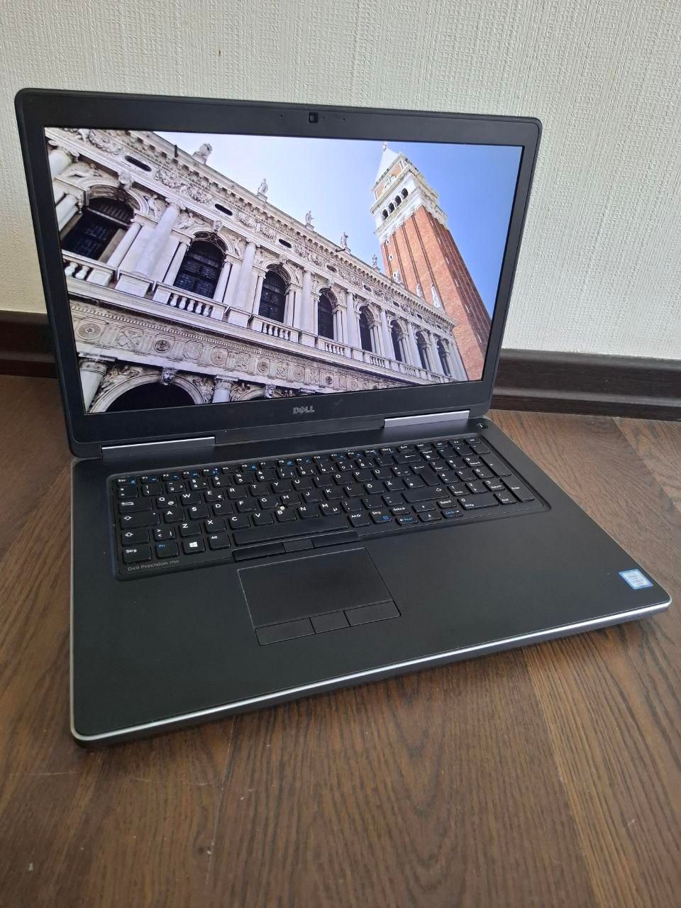 صفحه بزرگ LAPTOP گرافیک بالا هفده اینچ با SSD|رایانه همراه|گنبد کاووس, |دیوار