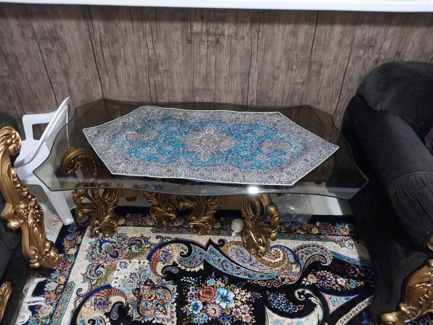 مبل 7 نفره در حد نو و  ساعت دیواری|مبلمان خانگی و میز عسلی|بندرعباس, |دیوار