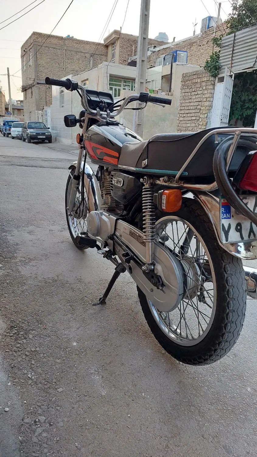 موتور ۱۲۵ مدل ۱۳۸۹تیزتک زیگما کویر رهرو۸۹|موتورسیکلت|شیراز, قلعه نو|دیوار