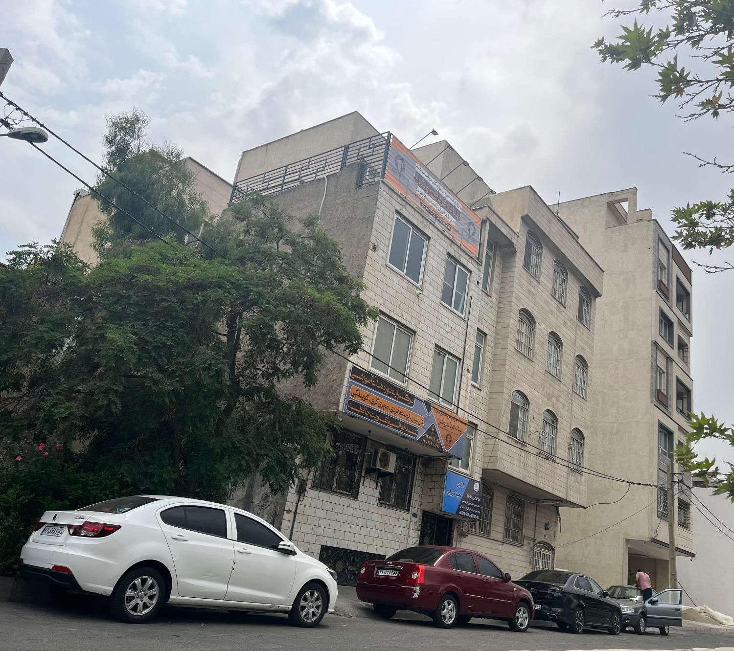 اجاره کوتاه مدت دفتر کار ‌و فضای اموزشی|اجارهٔ کوتاه‌مدت دفتر کار و فضای آموزشی|تهران, جنت‌آباد جنوبی|دیوار