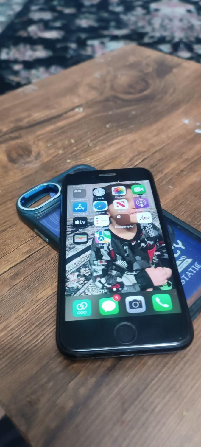 اپل iPhone SE (2020) با حافظهٔ ۱۲۸ گیگابایت|موبایل|تربت جام, مطهری|دیوار