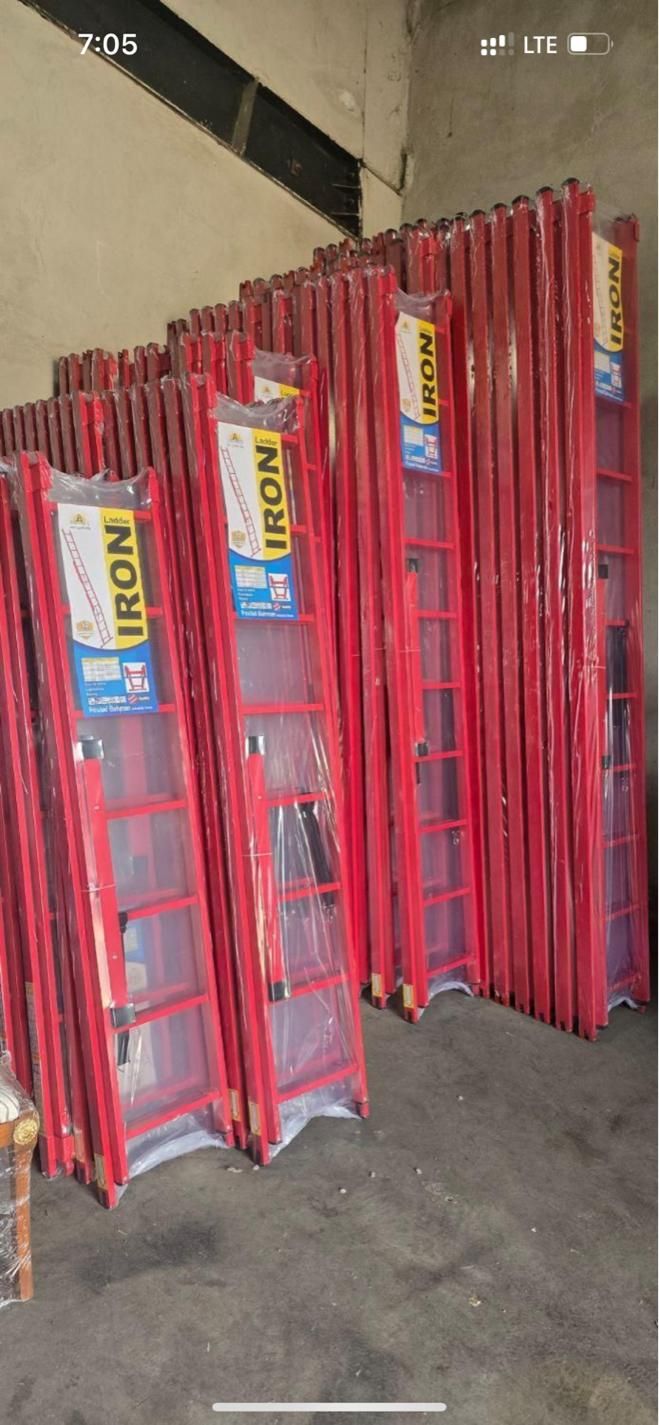 نردبان تاشو|ابزارآلات|اسلامشهر, شهرک واوان|دیوار