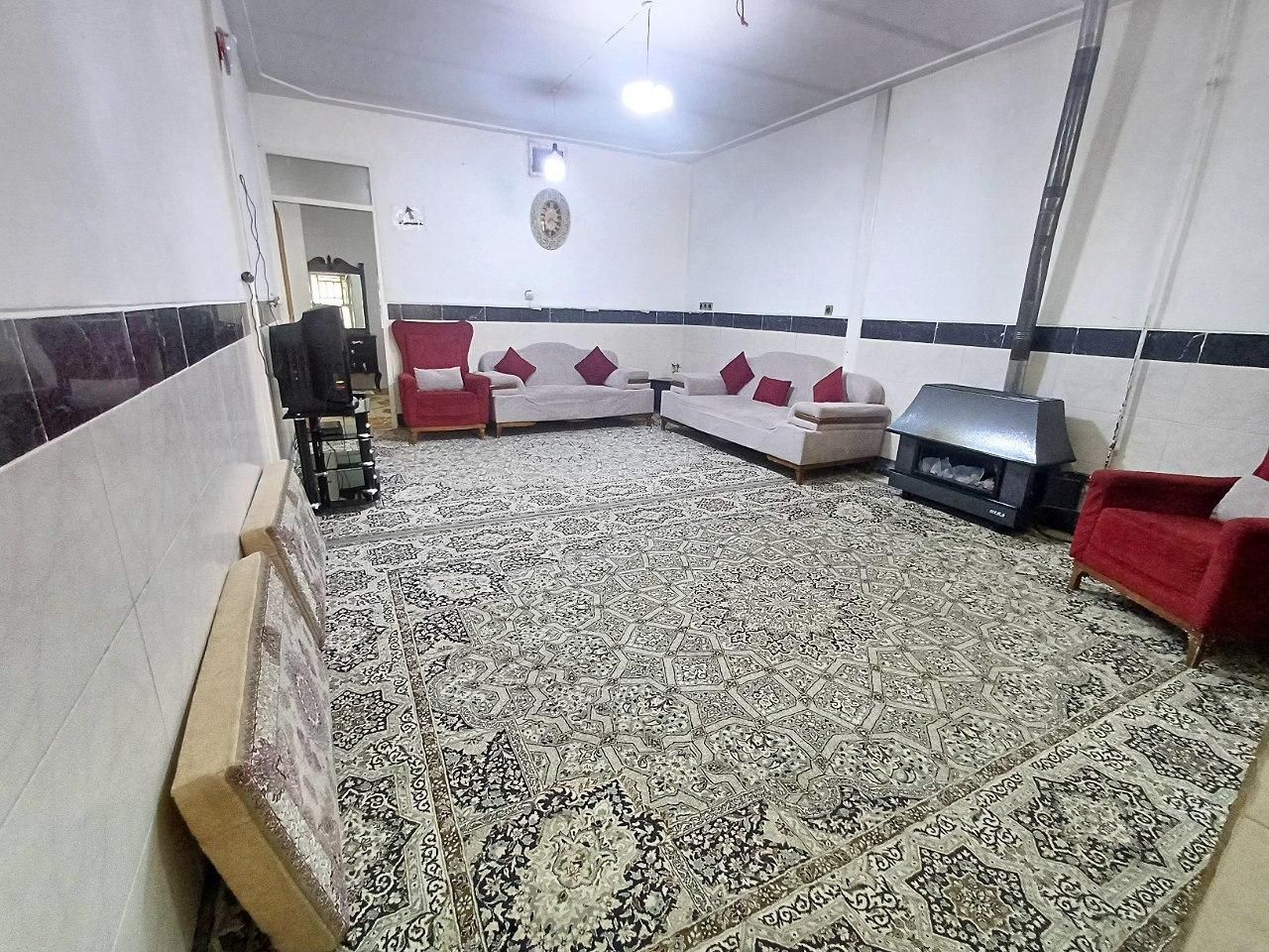 سوییت اجاره ای پارکینگ دار دربست در شهر جوانرود|اجارهٔ کوتاه‌مدت آپارتمان و سوئیت|جوانرود, |دیوار