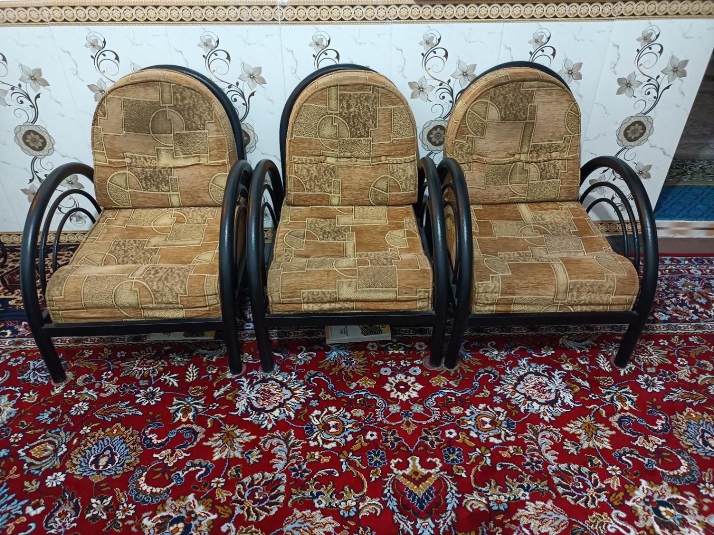 مبل فلزی|صندلی و نیمکت|همدان, |دیوار