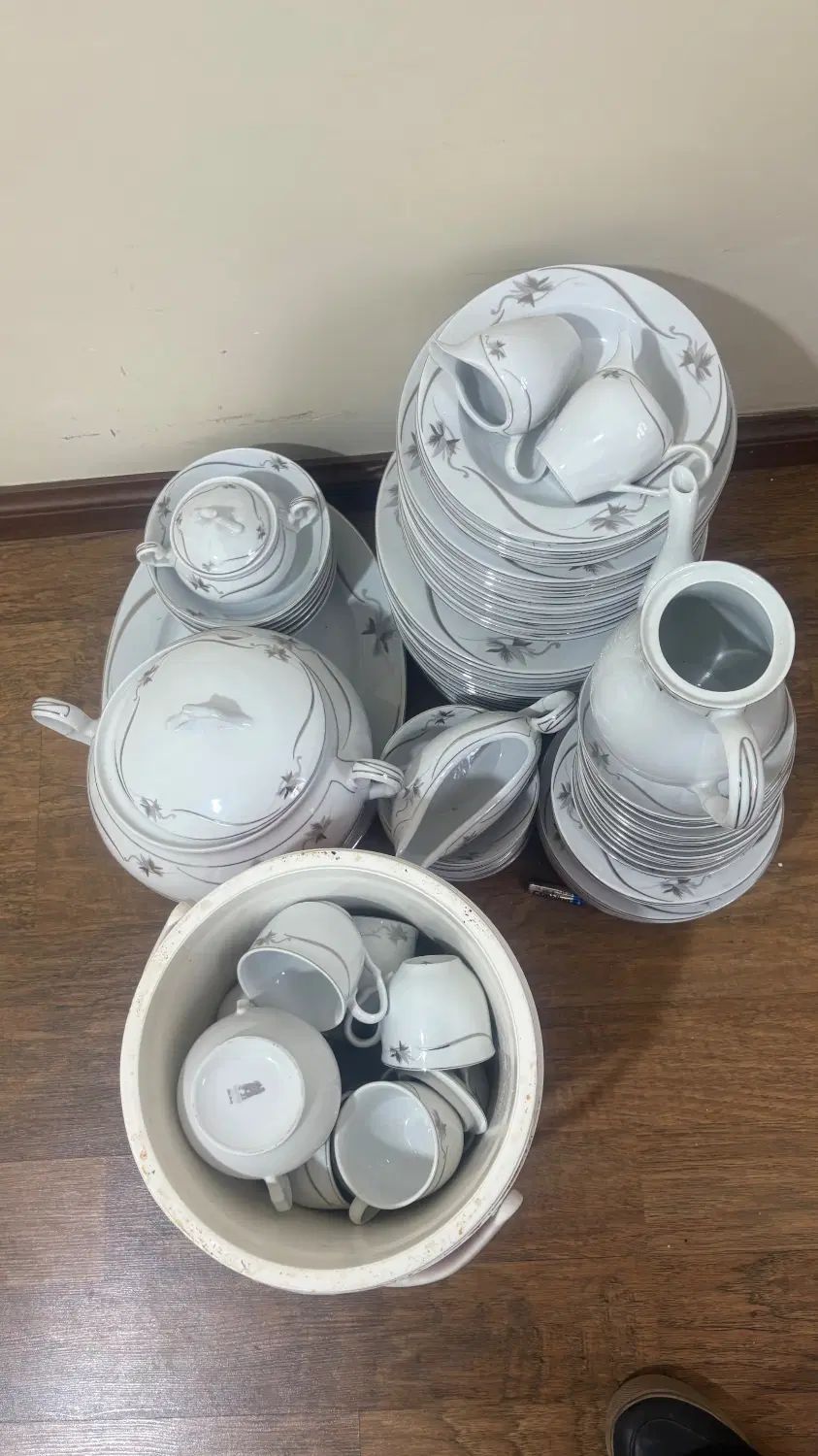 چینی تقدیس فقطتا فرداباتخفیف ویژه برای عروس خانمها|ظروف سرو و پذیرایی|تهران, جمهوری|دیوار