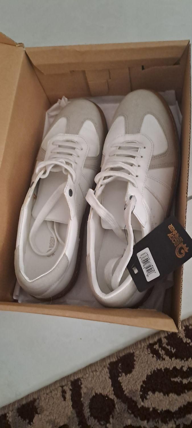 کفش کتونی نو|کیف، کفش، کمربند|شیراز, احمدآباد|دیوار