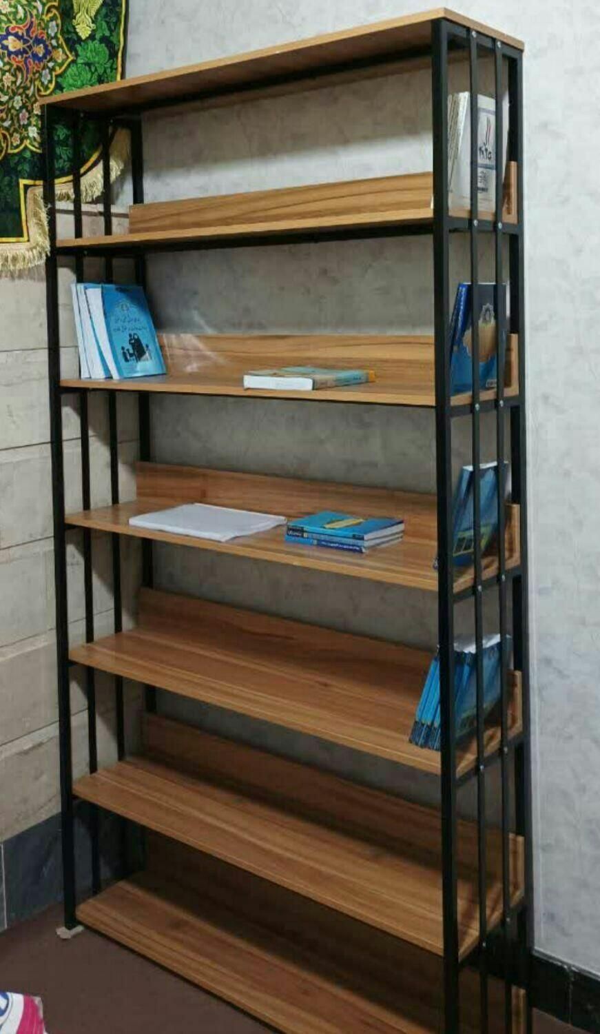کتابخانه فلزی شیک و عمری . قفسه کتاب|کتابخانه، شلف، قفسه‌های دیواری|قم, قلعه کامکار|دیوار