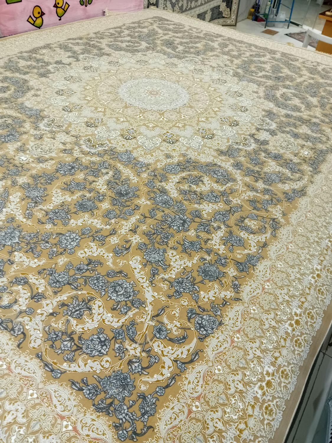 فرش ۱۲متری طرح ۷۰۰شانه تخته ای ۳/۹۰۰اقساط|فرش|اصفهان, عطار نیشابوری|دیوار