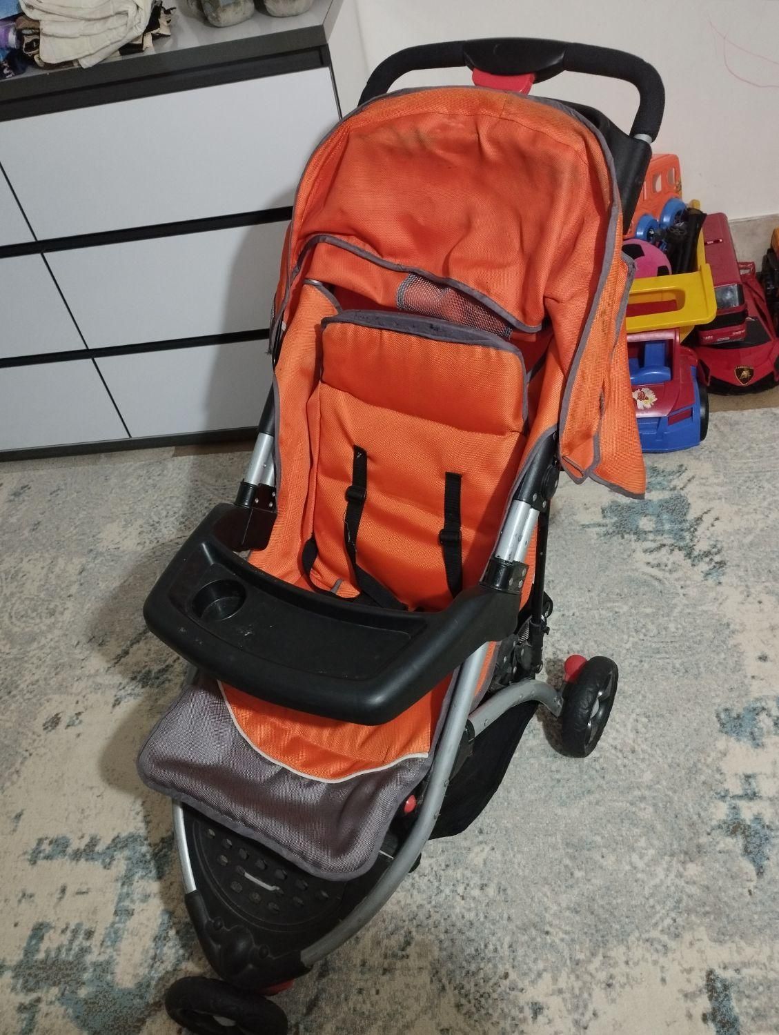 کالسکه در حد نو|کالسکه و لوازم جانبی|اسفراین, |دیوار