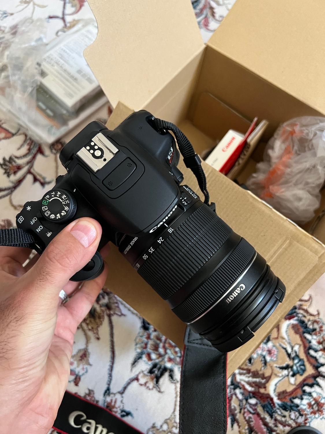 کنون 700d 18-135 در حد نو ۸۰۰ عدد شات زده|دوربین عکاسی و فیلم‌برداری|اصفهان, شیخ اشراق|دیوار