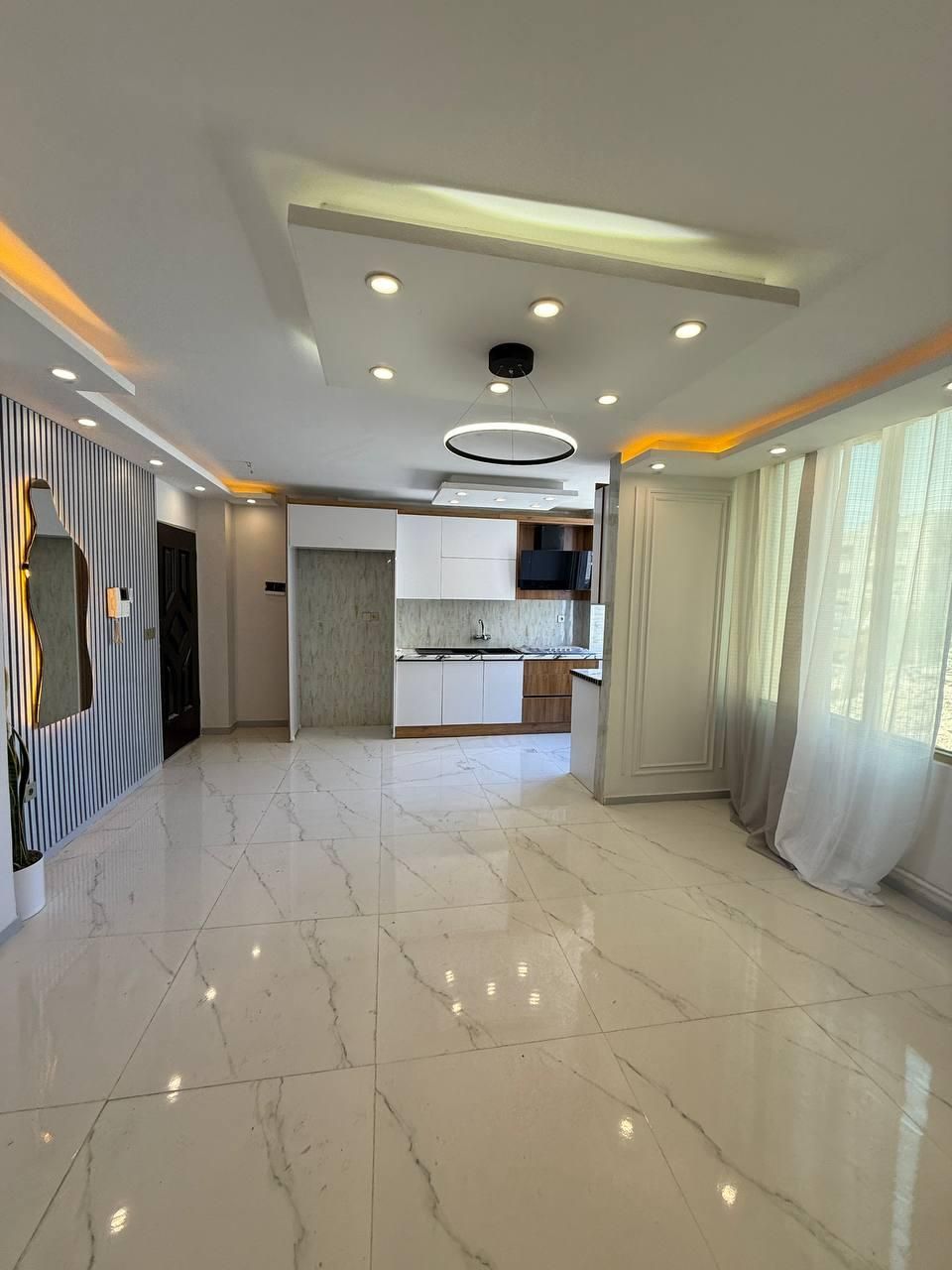 50 متر /روبه آفتاب و نما فول *مناسب سرمایه گذاری *|فروش آپارتمان|گرمدره, |دیوار