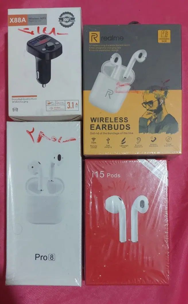 Earbuds(هندزفری بلوتوث دار)/fm بلوتوث دار شارژ دار|پخش‌کننده همراه|سنندج, |دیوار