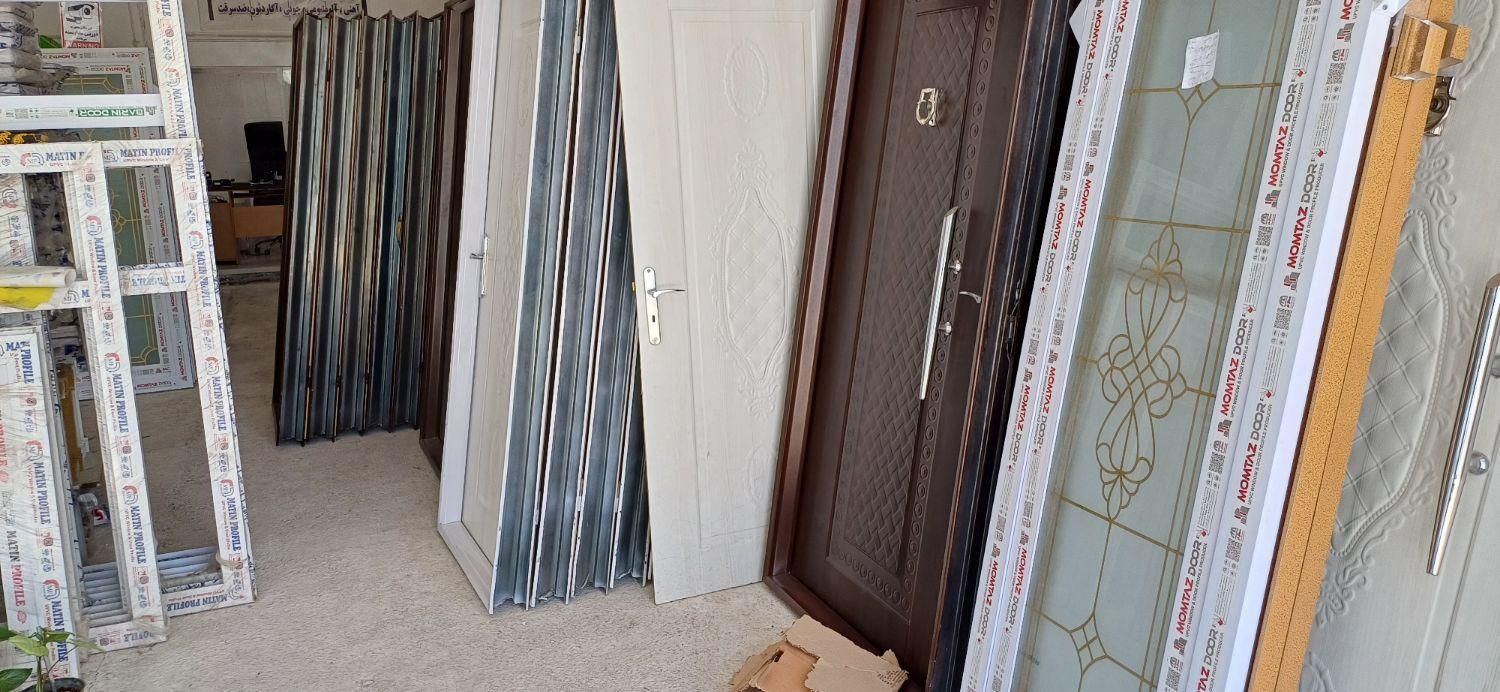 نمایشگاه درب و پنجره نوین  نورالدینی|مصالح و تجهیزات ساختمان|چناران, |دیوار