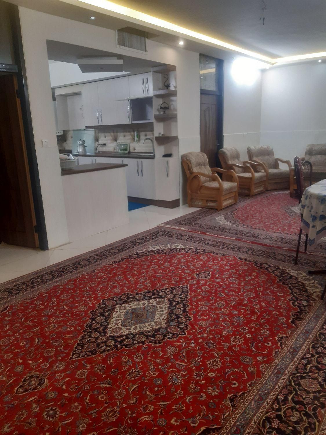 اجاره روزانه/هفتگی/مسکونی /تمیز/آرام|اجارهٔ کوتاه‌مدت آپارتمان و سوئیت|اصفهان, عسگریه|دیوار