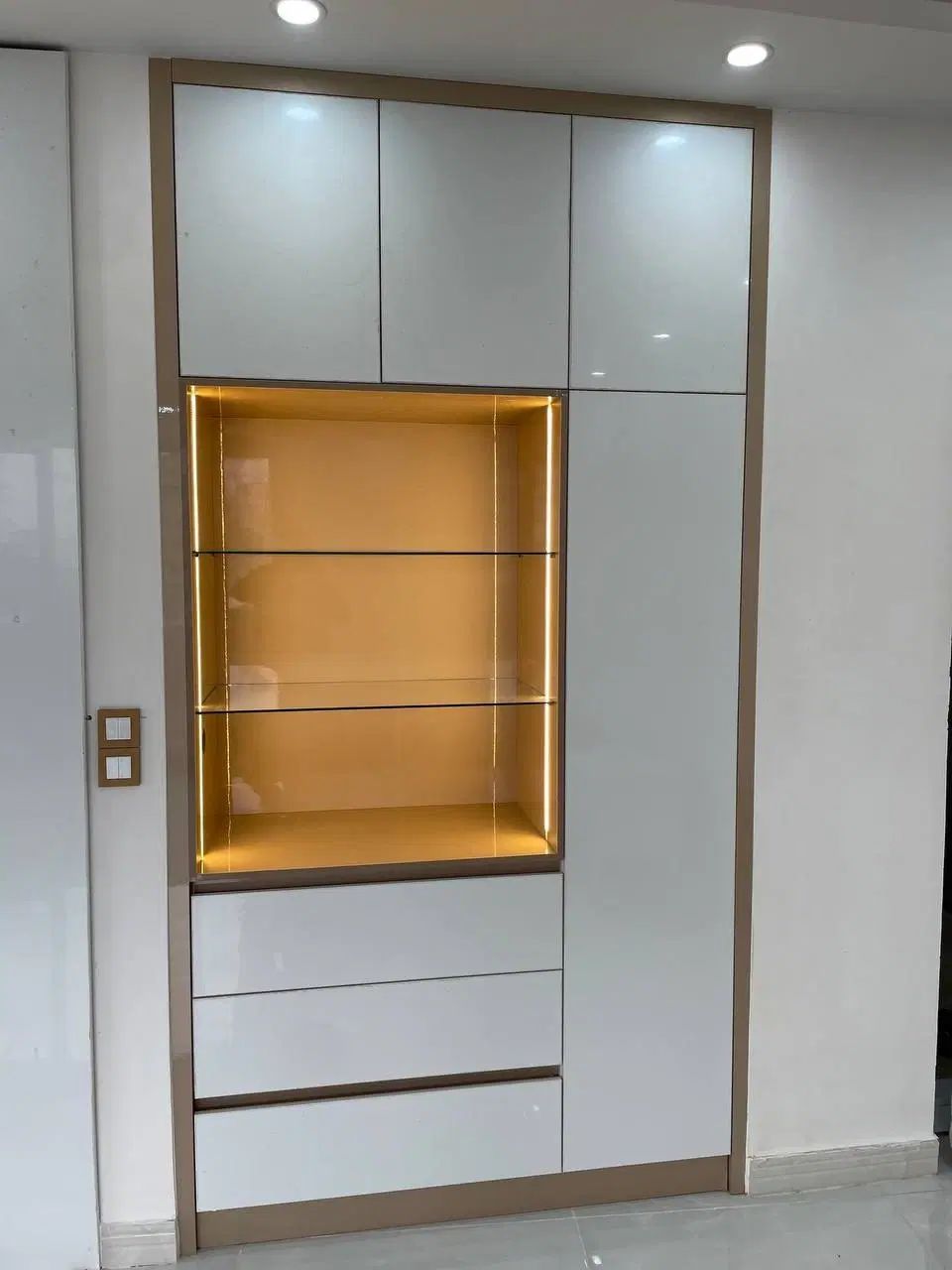 طراحی ساخت و اجرایی تمامی کابینت هایی بروز|مصالح و تجهیزات ساختمان|رشت, شالکو|دیوار