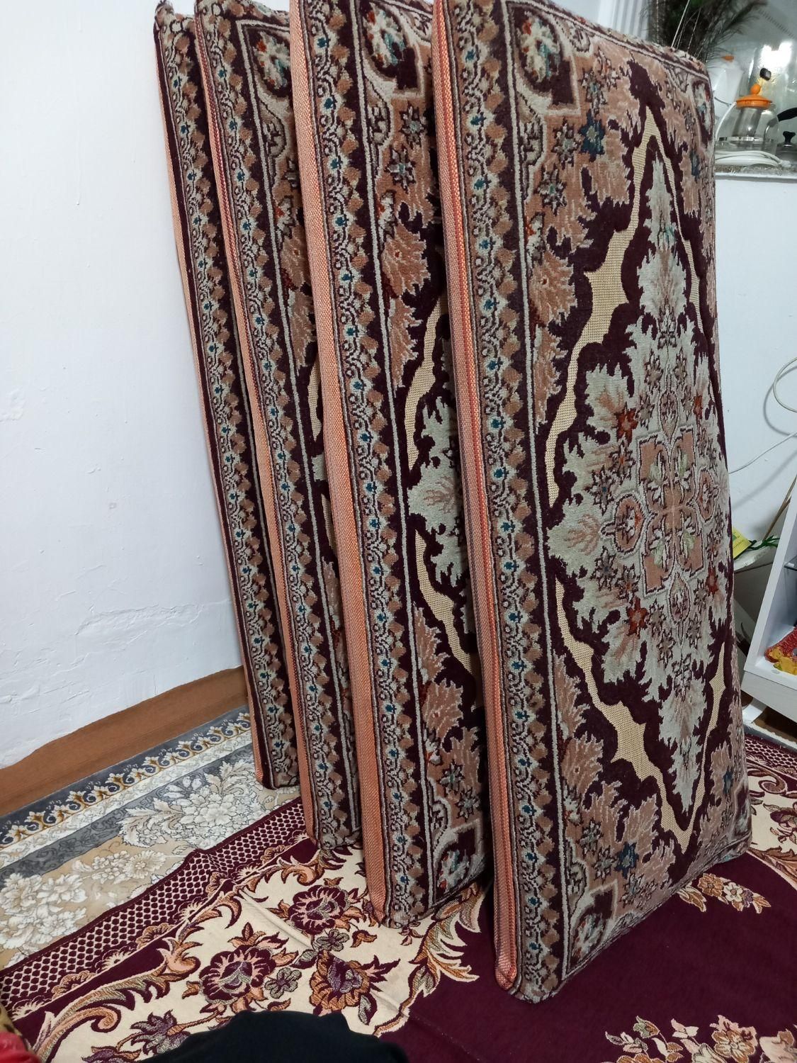 پشتی|پشتی|مشهد, توس|دیوار