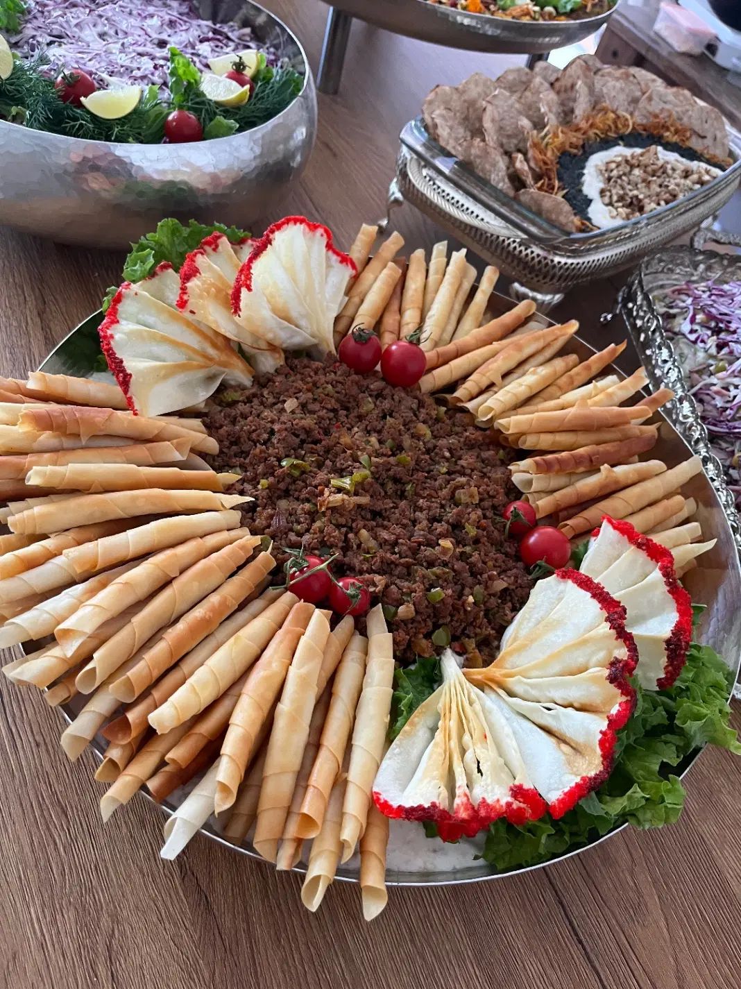 سفارش تخصصی فینگرفود و غذا مزه و دسر و حلوا|خدمات پذیرایی، مراسم|تبریز, |دیوار