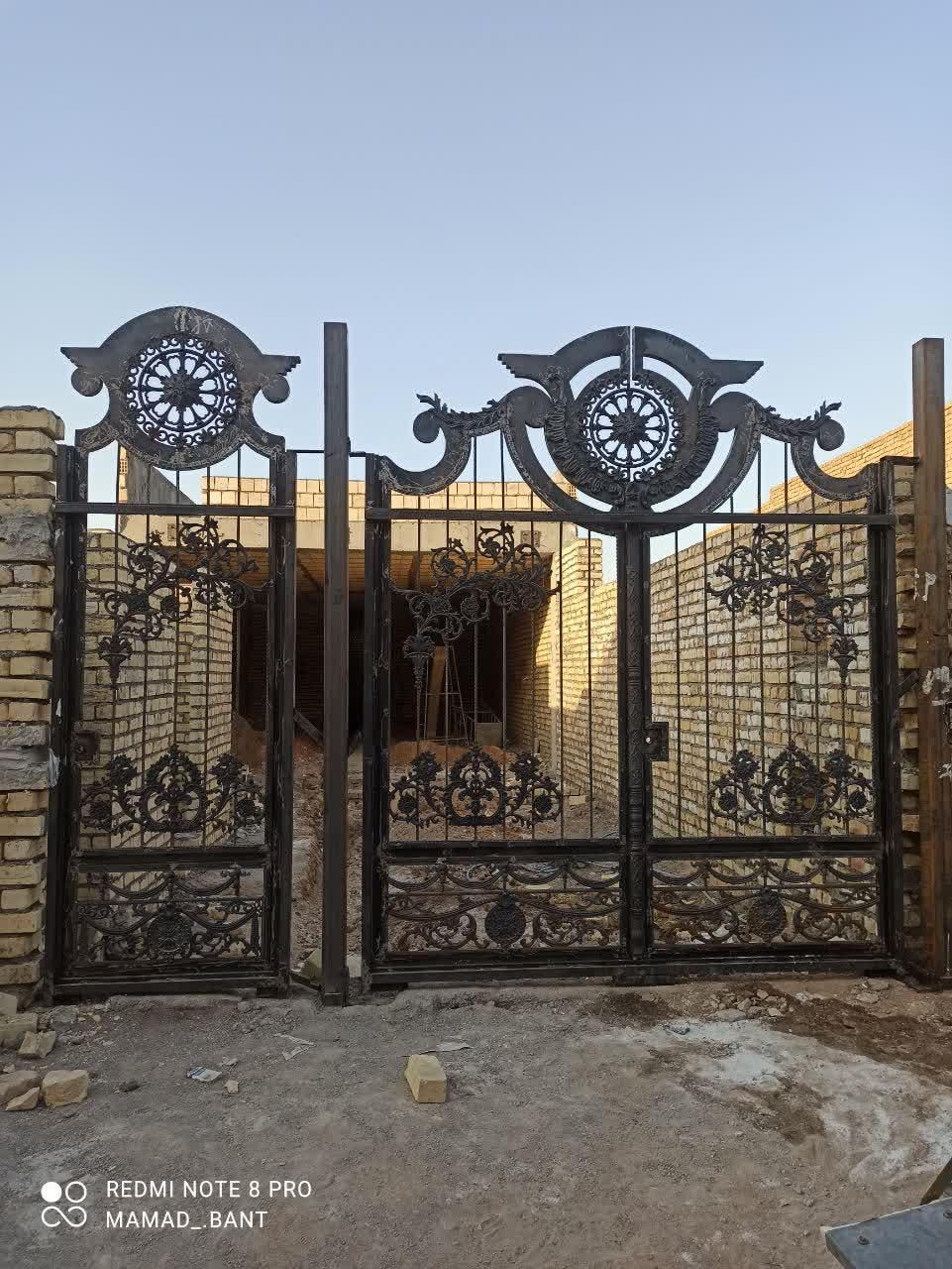 ساخت انواع درب و پنجره آهنی|مصالح و تجهیزات ساختمان|کاشان, آیت الله سعیدی|دیوار