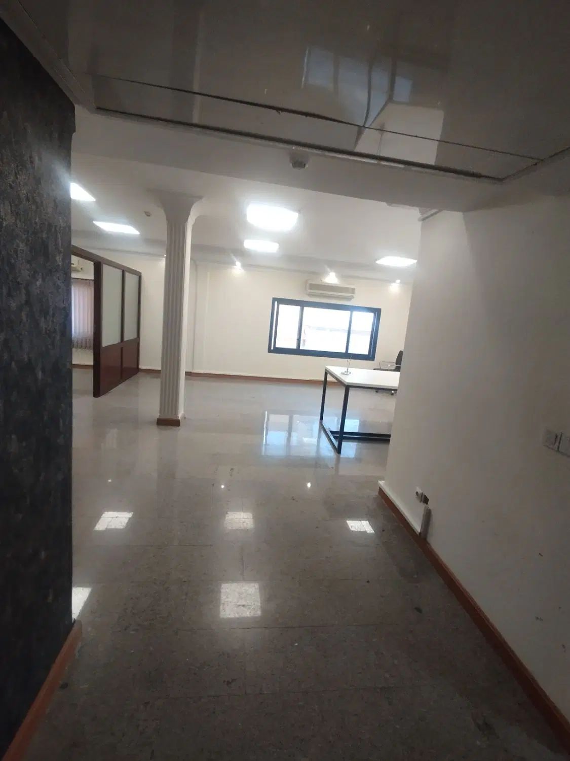 فروش80 مترسنداداری بلوار کشاورز بهترین لوکیشن|فروش دفتر کار، اتاق اداری، مطب|تهران, بلوار کشاورز|دیوار