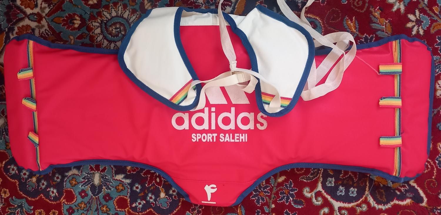 کلاه،ساق بند،دستکش و هوگو دفاع شخصی|تجهیزات ورزشی|آستارا, |دیوار