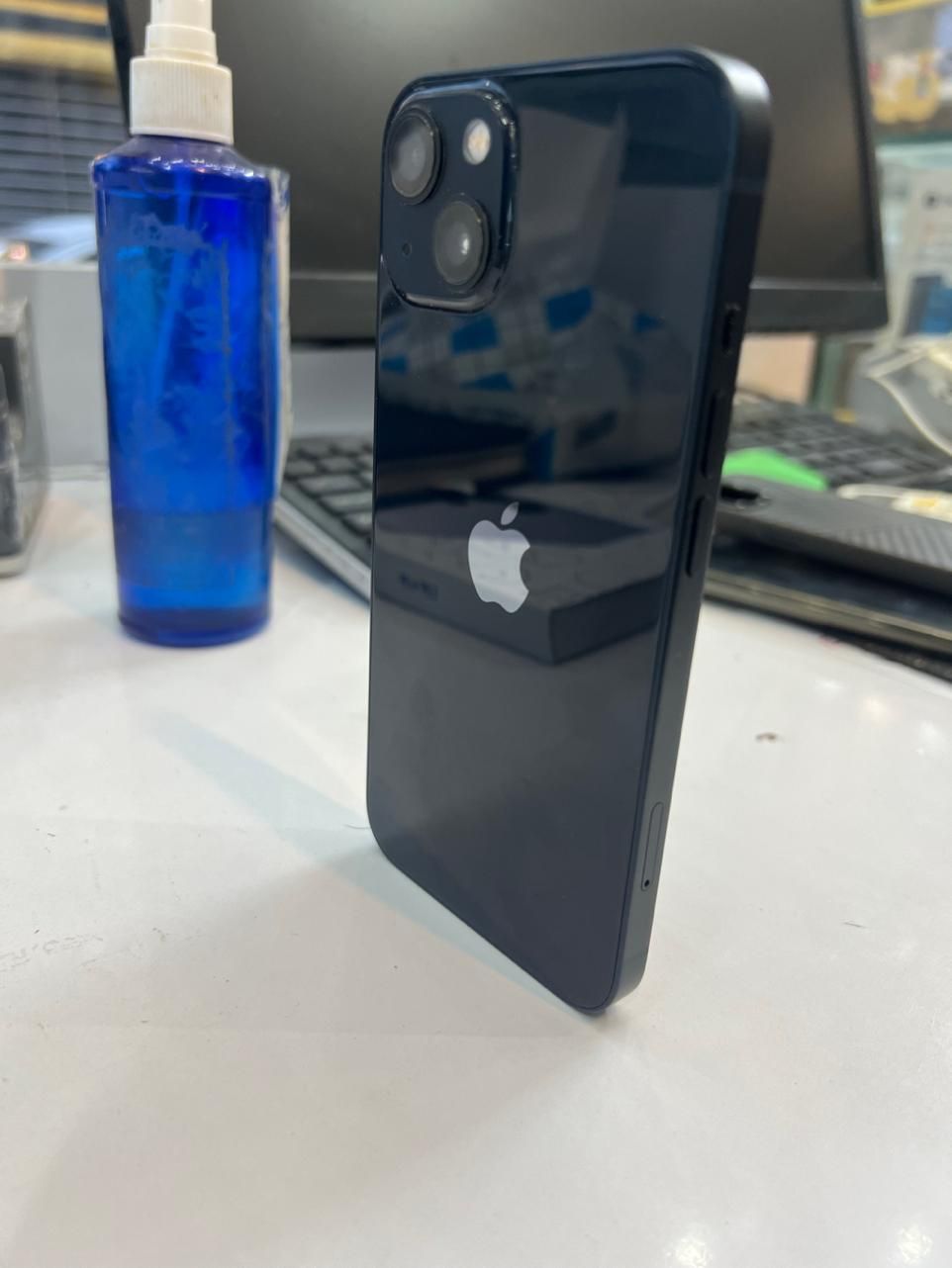 اپل iPhone 13 با حافظهٔ ۱۲۸ گیگابایت|موبایل|شاهین‌شهر, فردوسی|دیوار