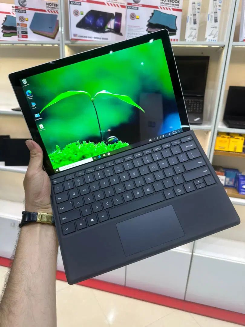 تمیز در حد آک رم8 Surface pro 6 لپتاپ|رایانه همراه|مشهد, عامل|دیوار