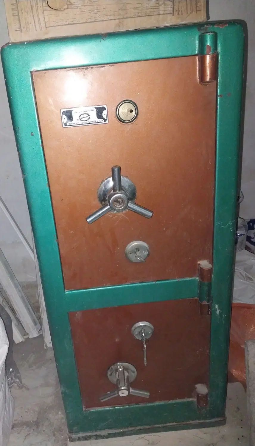 گاو صندوق کارکرده|ابزارآلات|کرج, کوی امامیه|دیوار