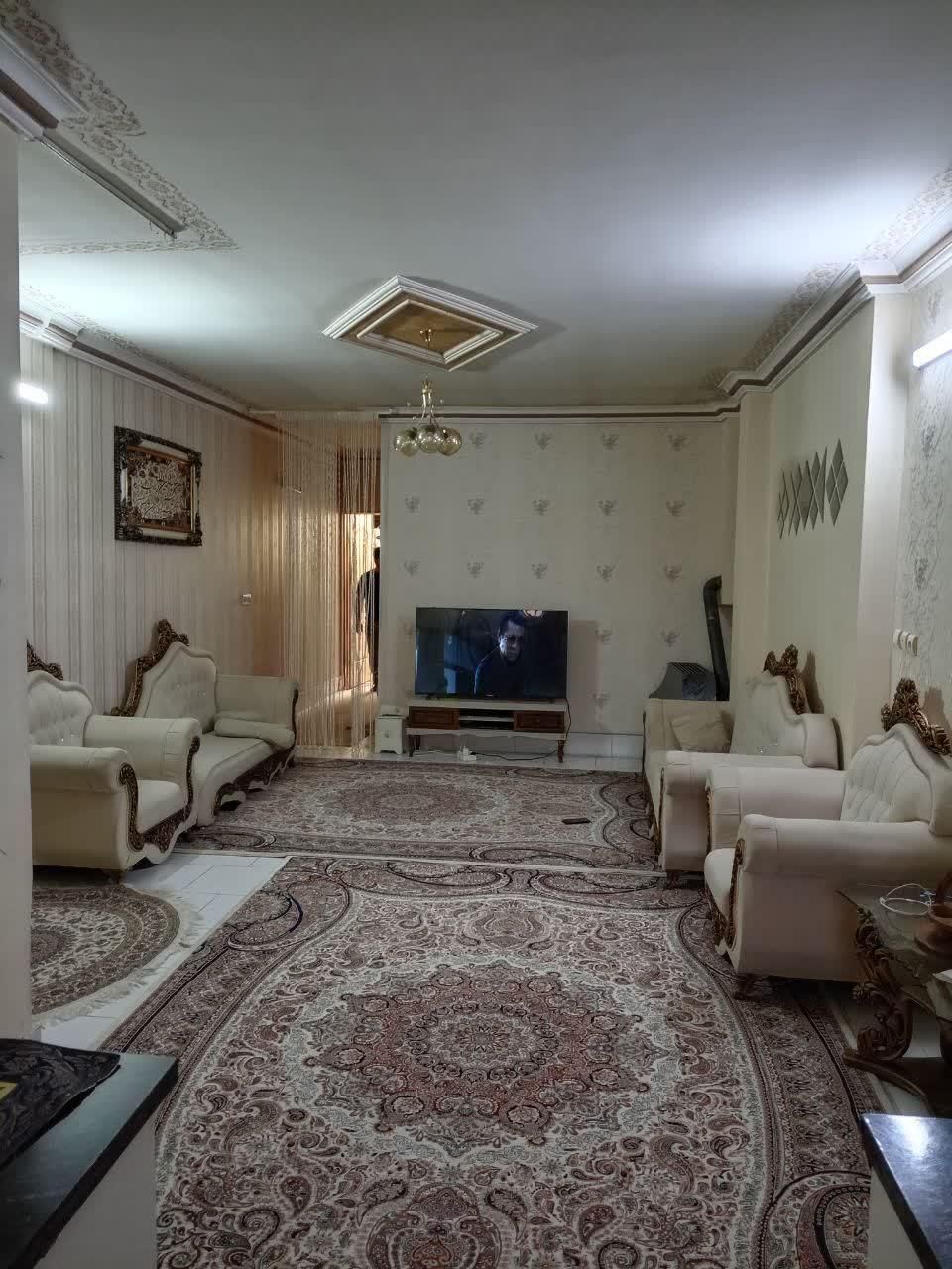 فروش آپارتمان ۱۰۰ متری ۲ خوابه همکف در شهید مطهری|فروش آپارتمان|مشهد, شهید مطهری|دیوار