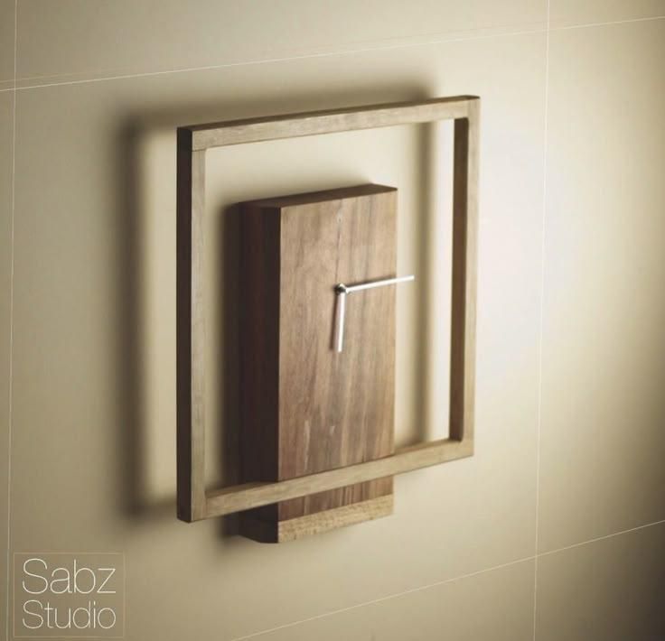 ساعت چوبی|ساعت|برخوار, |دیوار