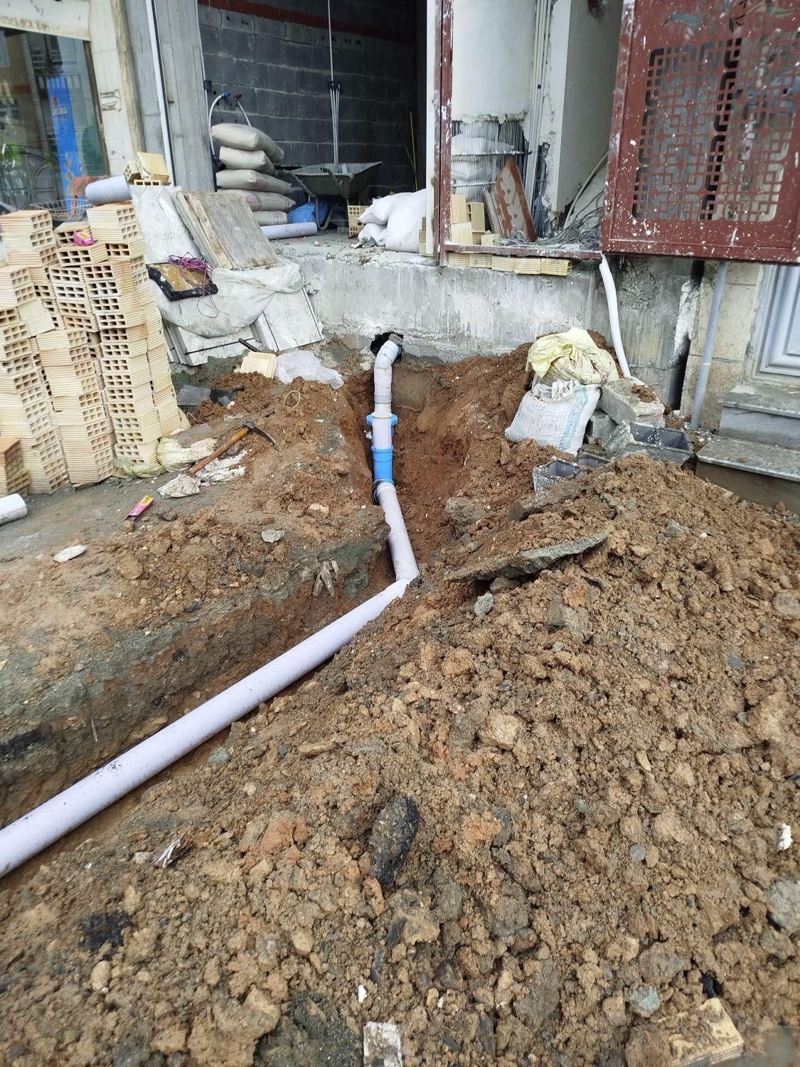 انجام لوله کشی ساختمان/تعمیرات و خورده کاری و نانو|خدمات پیشه و مهارت|سنندج, |دیوار