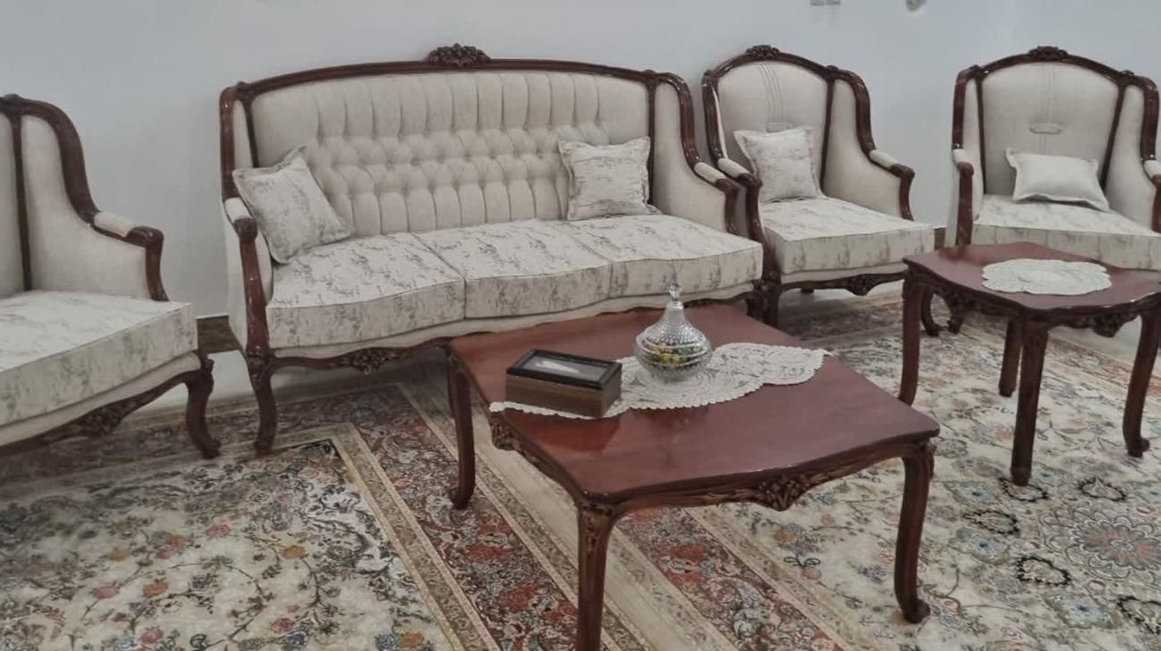 انواع  مبلمان استیل و راحتی و تعمیرات|مبلمان خانگی و میز عسلی|دلیجان, |دیوار