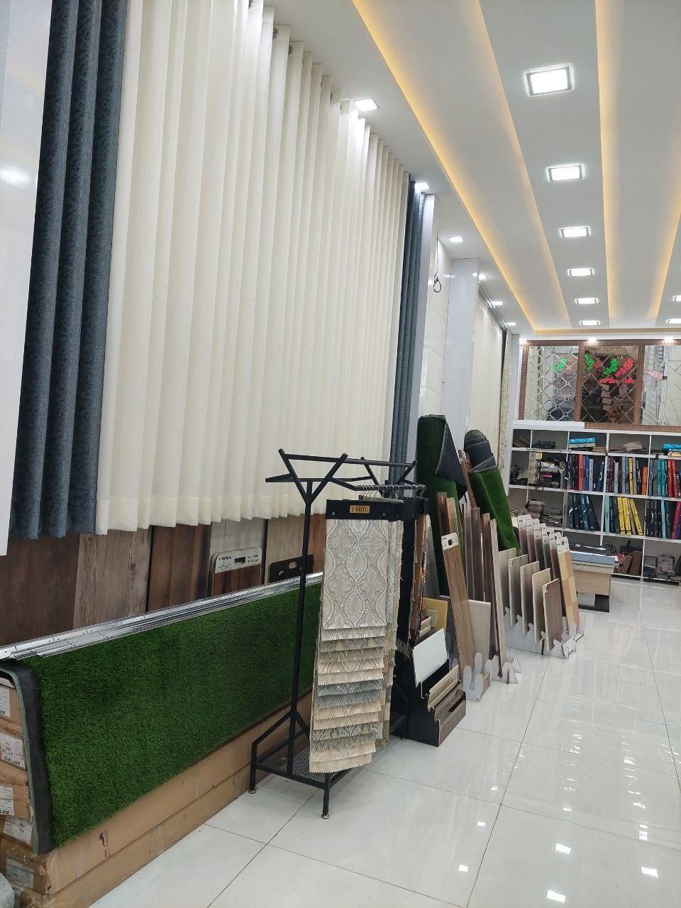 پخش کاغذدیواری،کفپوش،انواع پرده رونیا|خدمات پیشه و مهارت|سنندج, |دیوار